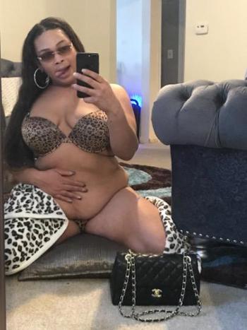  734-726-8108, 24  female escort, Detroit