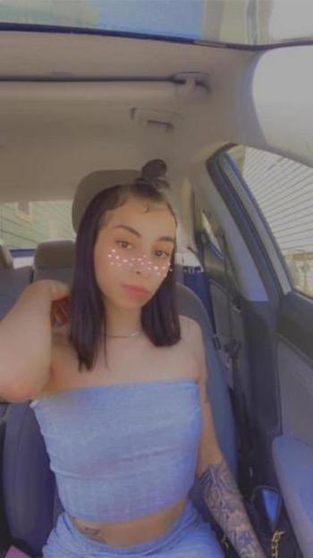 Layla, 22  female escort, Detroit