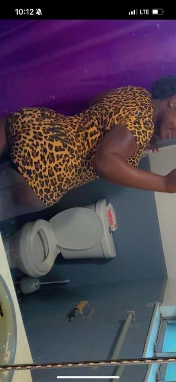 Ava, 25  female escort, Detroit