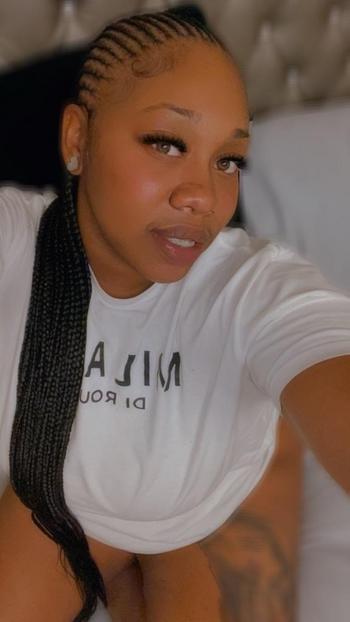 313-454-9348, 27  female escort, Detroit