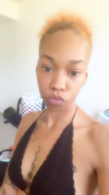 TAILZ, 26  female escort, Detroit