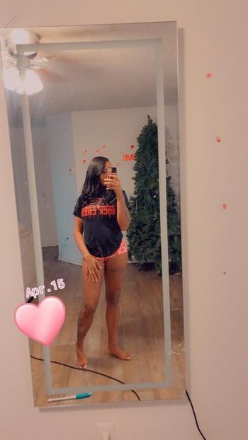 CharmXO, 28  female escort, Detroit