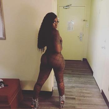 Koko, 28  female escort, Detroit
