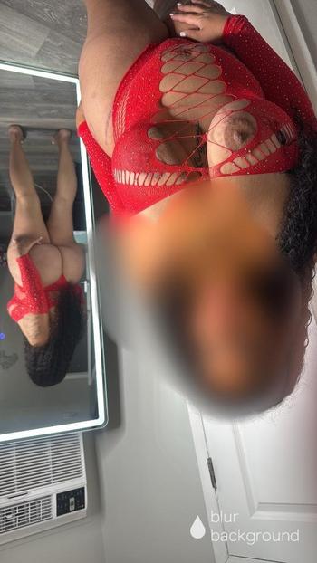 Phoenix, 23  female escort, Detroit