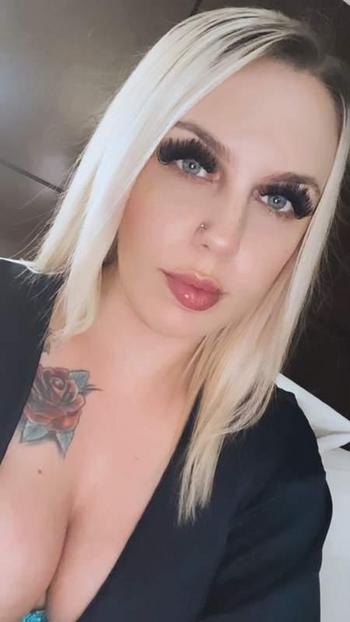 2067942419, female escort, Detroit