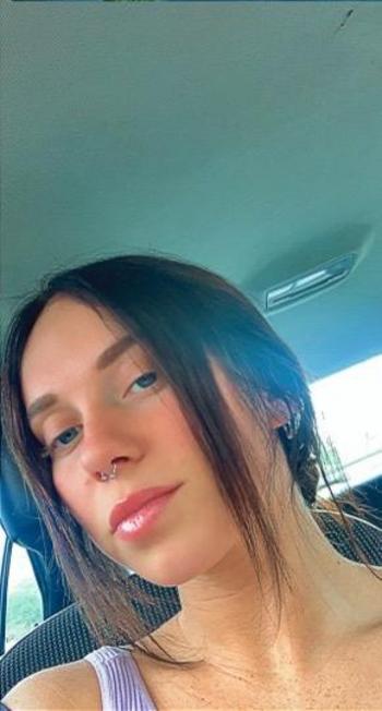 2485990399, female escort, Detroit