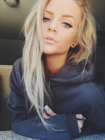 2482526433, female escort, Detroit