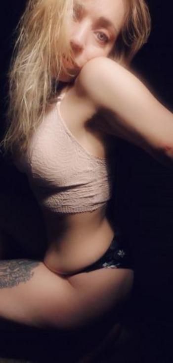 2488598039, female escort, Detroit