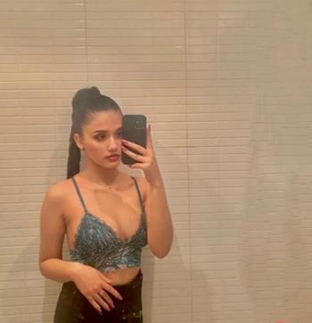 2487805349, female escort, Detroit