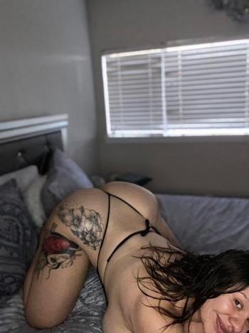 2244040472, female escort, Detroit